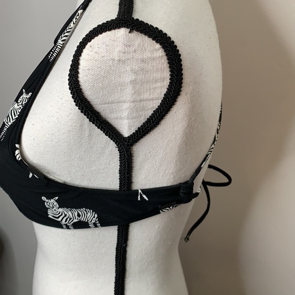 Volcom Black Zebra Palm Tree Bikini Top XS SW2069 - Picture 2 of 6